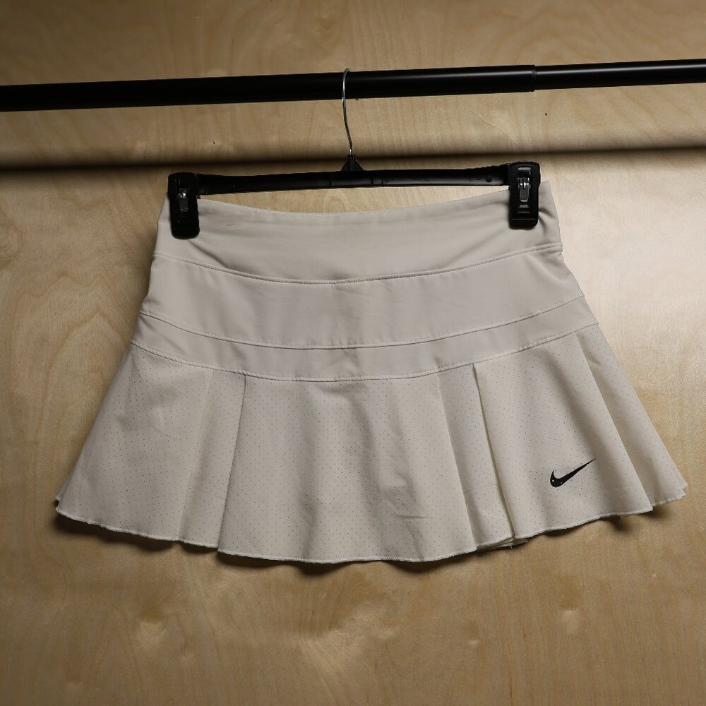 Nike Dri-Fit Advantage White Pleated Tennis Skort Women's Sz Sm